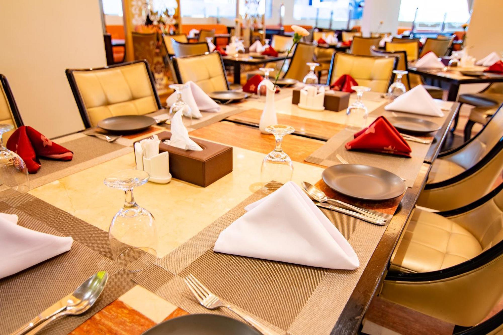 Garden Hotel Muscat By Royal Titan Group Luaran gambar